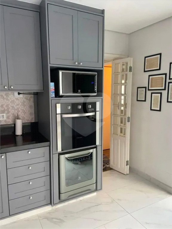 Casa à venda com 3 quartos, sendo 1 suíte,  no condomínio Villas de São Francisco I, São Paulo - SP