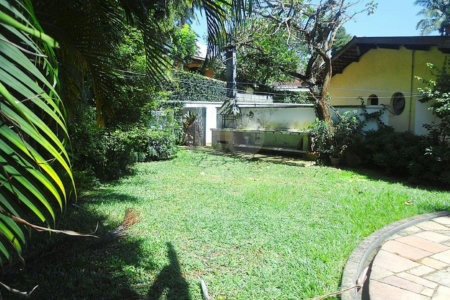 Sobrado à venda com 5 quartos, sendo 2 suítes, em Interlagos, São Paulo, SP