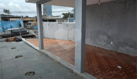 Casa à venda com 3 quartos em Vila Bela Flor, Mogi das Cruzes, SP