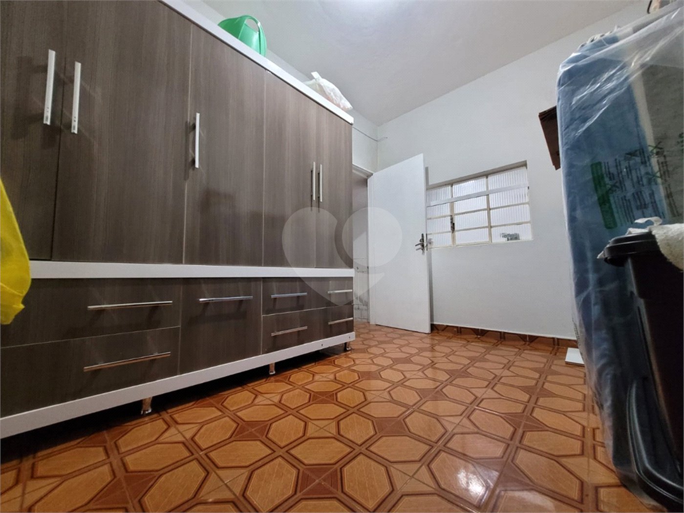 Sobrado à venda com 4 quartos em Vila Jurema, Ferraz de Vasconcelos, SP