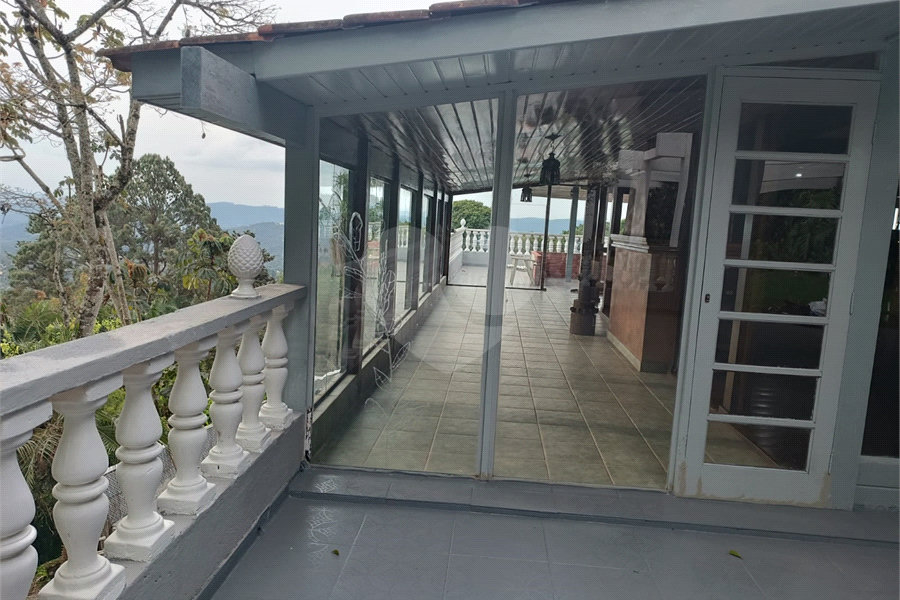 Sobrado para alugar com 3 quartos, sendo 1 suíte, em Roseira, Mairiporã, SP