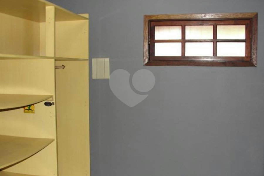 Sobrado à venda com 3 quartos, sendo 1 suíte, em Tremembé, São Paulo, SP