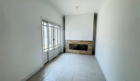 Casa à venda com 3 quartos, sendo 1 suíte,  em Vila Galvão, Guarulhos, SP