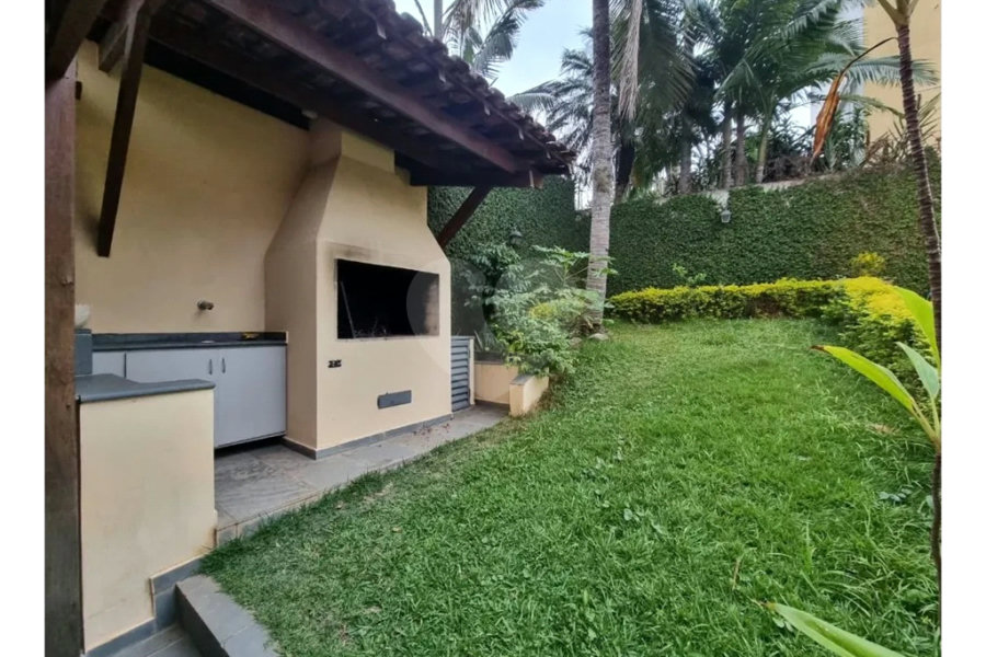 Casa Térrea à venda com 3 quartos, sendo 2 suítes, em Horto Florestal, São Paulo, SP