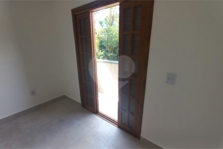 Casa para alugar com 3 quartos, sendo 1 suíte,  em Paraíso do Morumbi, São Paulo, SP