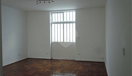 Sobrado à venda com 3 quartos em Campo Belo, São Paulo, SP