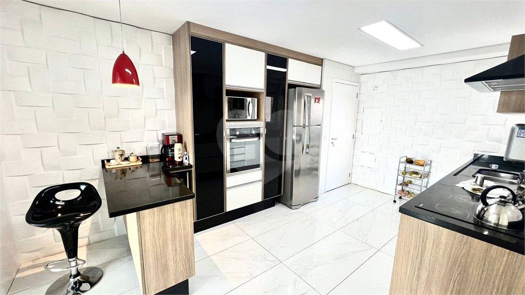 Apartamento à venda com 3 suítes em Jardim Monte Kemel, São Paulo, SP