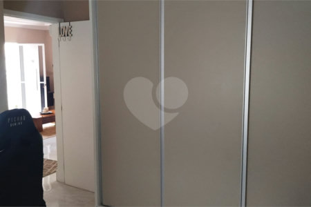 Apartamento à venda com 2 quartos, sendo 1 suíte,  em Vila Nova Socorro, Mogi das Cruzes, SP