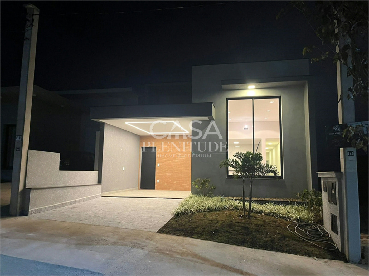 Casa à venda com 2 quartos, sendo 1 suíte,  em Jardim Residencial Villagio Wanel, Sorocaba, SP