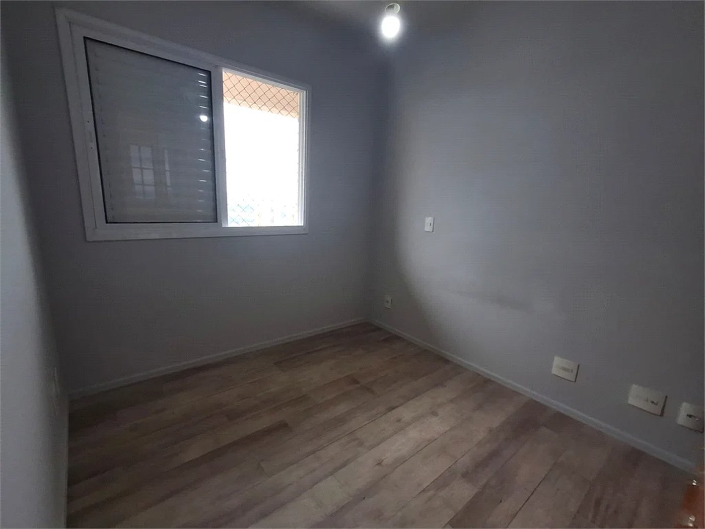 Apartamento à venda com 2 quartos em Jardim Esmeralda, São Paulo, SP