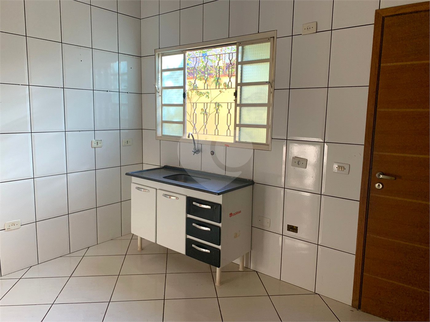 Casa à venda com 3 quartos, sendo 1 suíte,  no Centro, Três Lagoas, MS