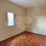 Casa à venda com 2 quartos no Centro, Vinhedo, SP