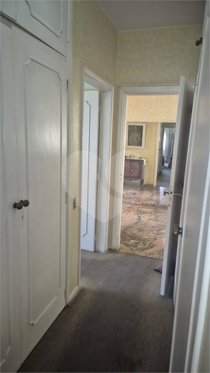 Casa à venda com 4 quartos, sendo 3 suítes,  no condomínio Chácara das Rosas, São Paulo - SP