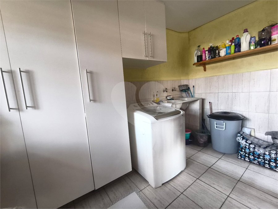 Sobrado à venda com 8 quartos, sendo 2 suítes, em Parada Inglesa, São Paulo, SP