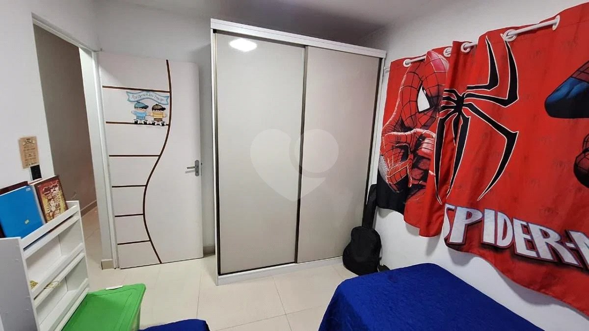 Casa de 2 quartos em Rua Orange, Vila Luzita, Santo André - Venda!