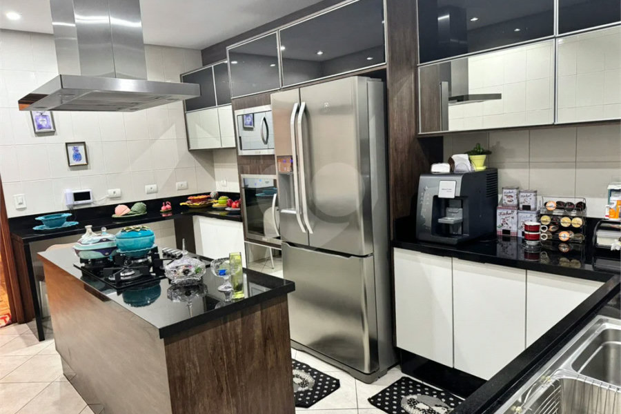 Sobrado à venda com 3 quartos, sendo 1 suíte, em Santana, São Paulo, SP