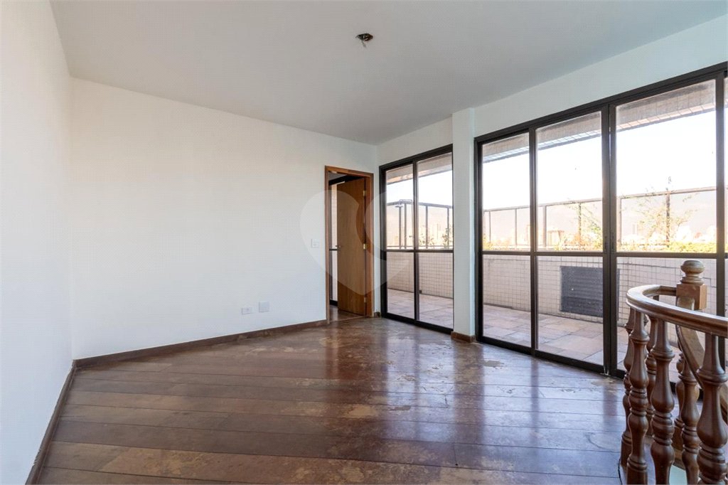 Apartamento à venda com 3 quartos, sendo 1 suíte, em Vila Mariana, São Paulo, SP