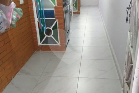 Sobrado à venda com 3 quartos, sendo 1 suíte, em Vila Galvão, Guarulhos, SP