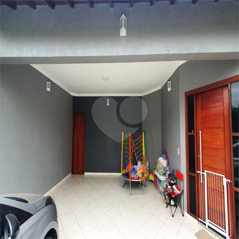 Casa à venda com 3 suítes no condomínio Portal dos Ipês, Indaiatuba - SP