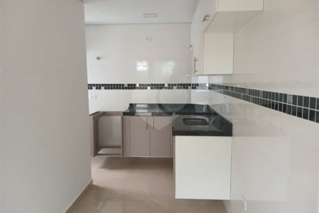 Casa à venda com 2 quartos, sendo 1 suíte,  em Parque Vitória, São Paulo, SP