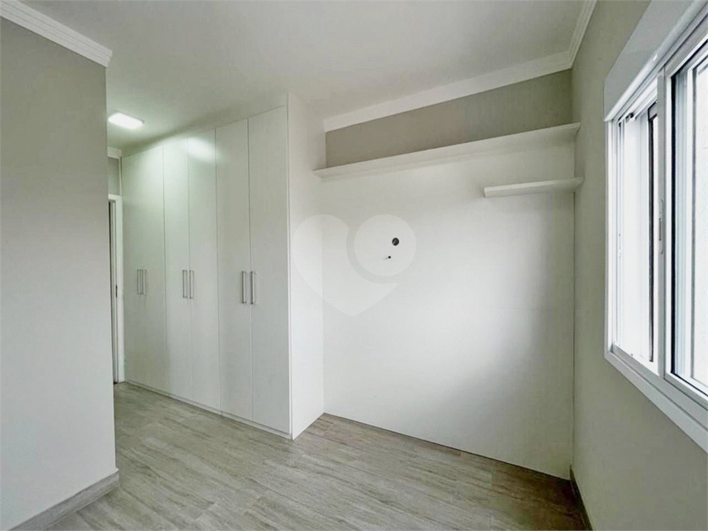 Apartamento à venda com 3 quartos, sendo 1 suíte,  em Vila Gomes Cardim, São Paulo, SP