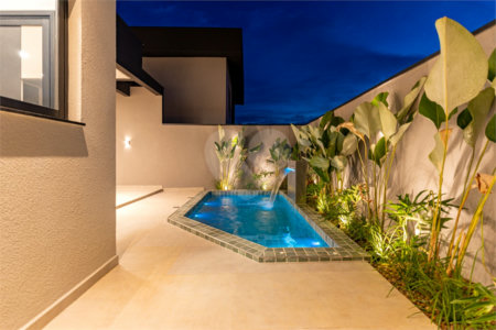 Casa à venda com 3 quartos, sendo 1 suíte, no condomínio Reserva do Vale, Caçapava - SP