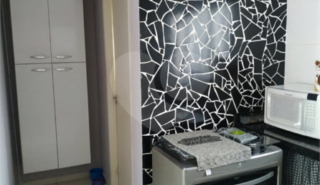 Sobrado à venda com 2 quartos em Vila Colorado, Suzano, SP