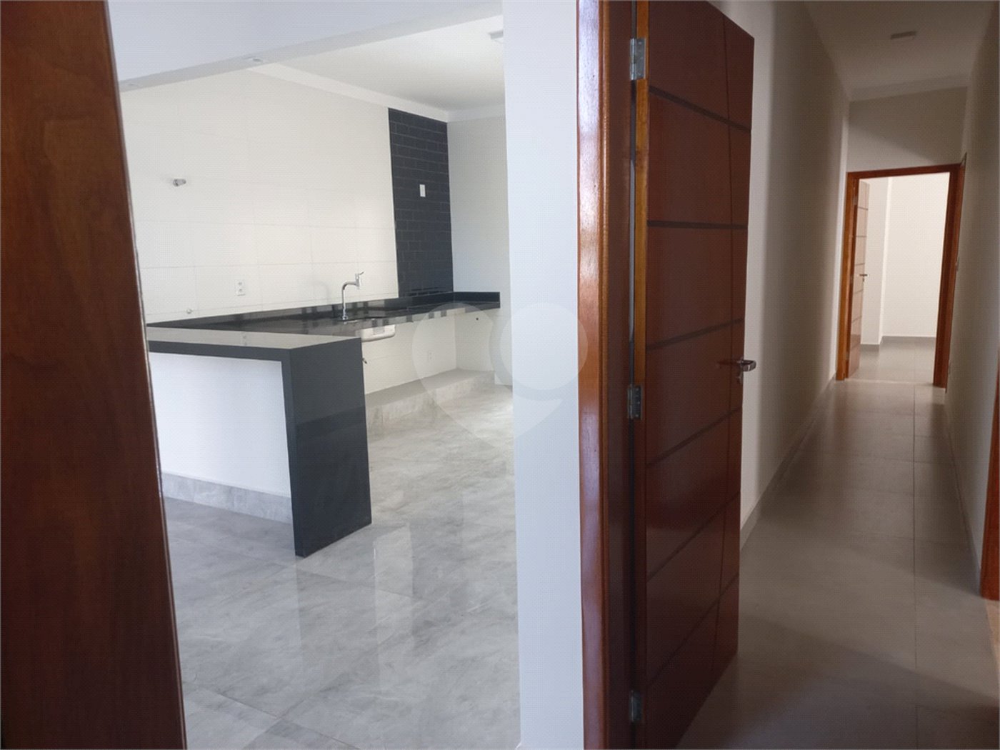 Casa à venda com 3 suítes no condomínio Reserva Real, Paulínia - SP