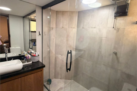 Apartamento à venda com 3 quartos, sendo 1 suíte,  em Vila Paulicéia, São Paulo, SP