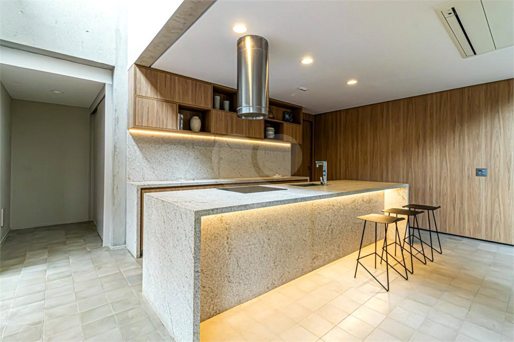 Apartamento à venda com 2 suítes em Pinheiros, São Paulo, SP