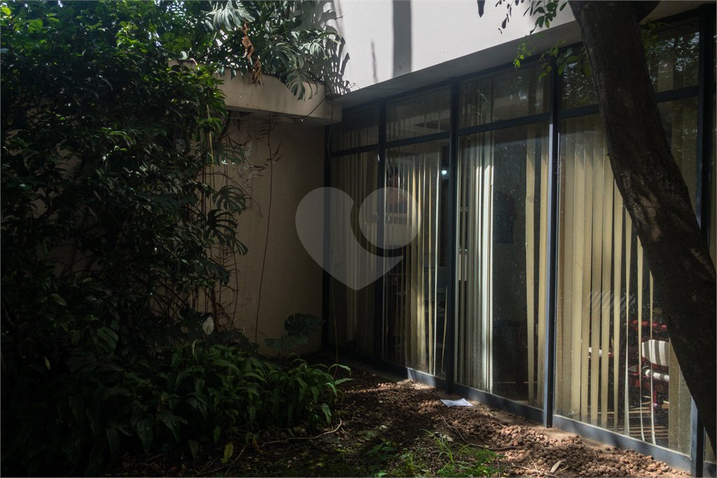 Casa à venda com 3 quartos, sendo 2 suítes, em Granja Julieta, São Paulo, SP