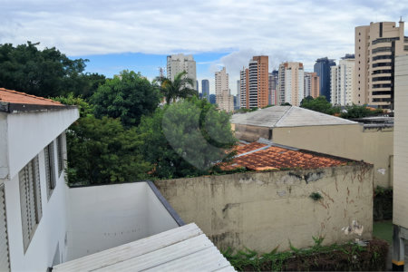 Casa à venda ou para alugar com 3 quartos, sendo 1 suíte, no condomínio Maison, São Paulo - SP