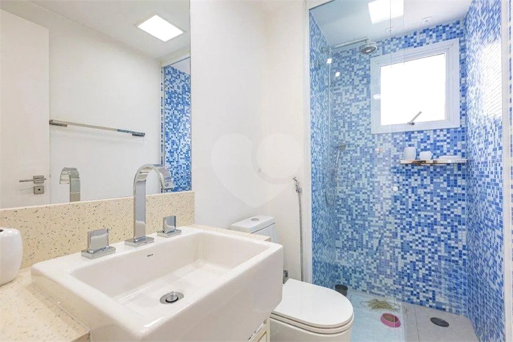 Apartamento à venda com 3 suítes em Vila Romana, São Paulo, SP