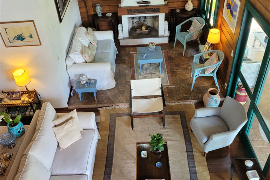 Casa à venda com 4 suítes no condomínio Gleba II, Mairiporã - SP