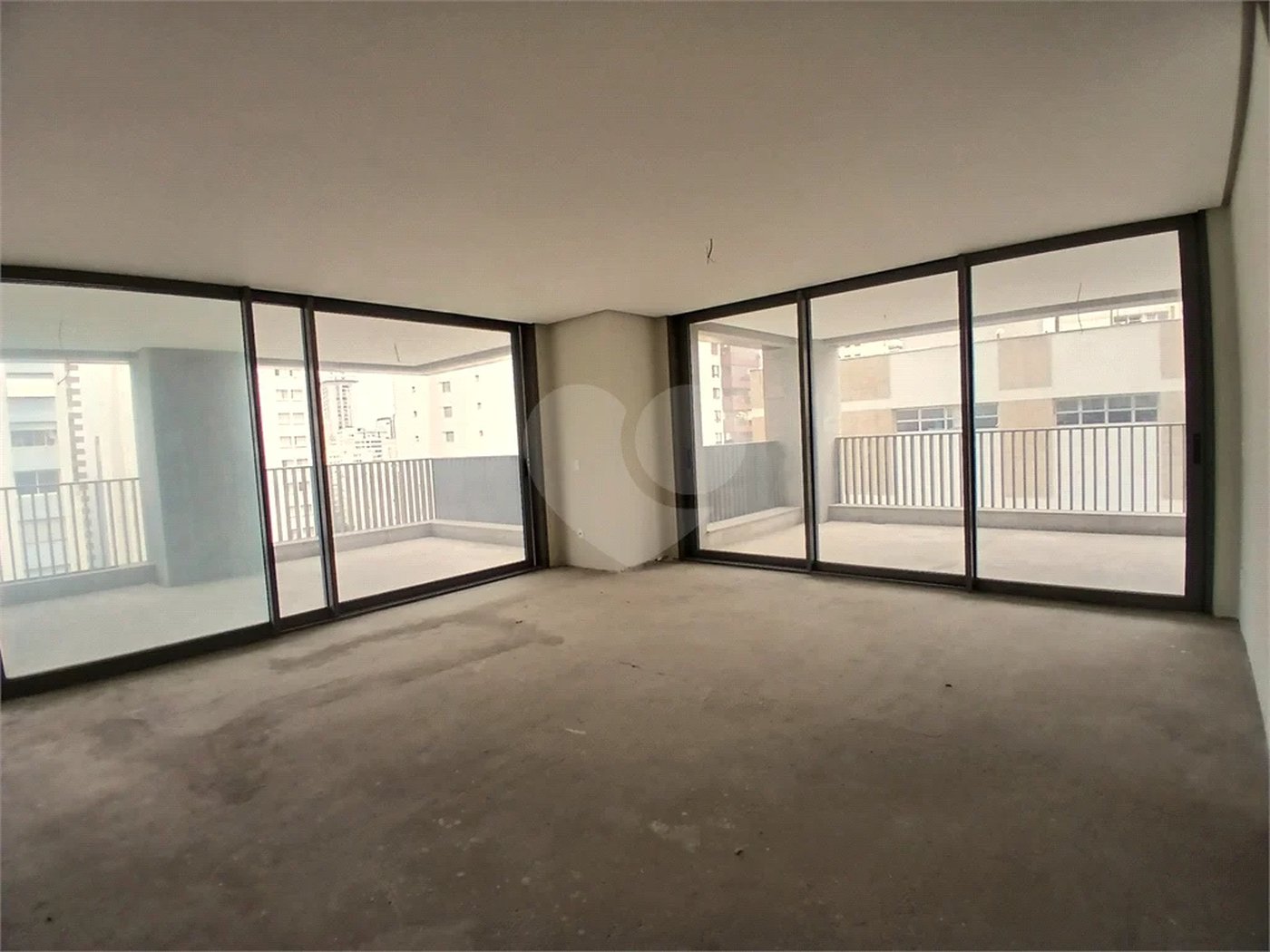 Apartamento Altíssimo Padrão à venda em Higienópolis