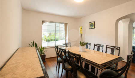 Apartamento à venda com 4 quartos, sendo 3 suítes,  em Chácara Santo Antônio, São Paulo, SP