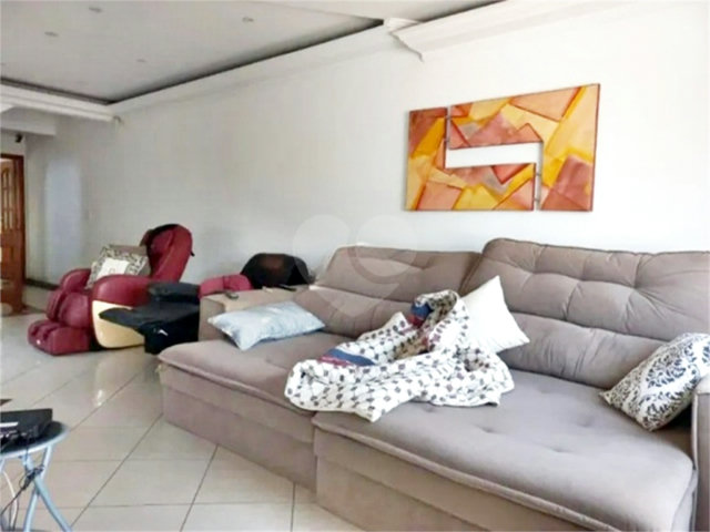 Casa à venda com 4 quartos, sendo 3 suítes,  em Parada Inglesa, São Paulo, SP