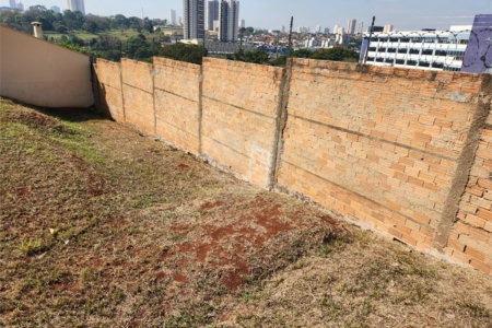 Terreno à venda em Altos do Jaraguá, Araraquara, SP