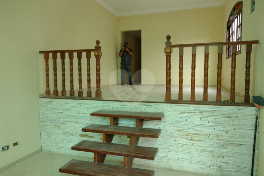 Sobrado à venda com 2 quartos em Santana, São Paulo, SP