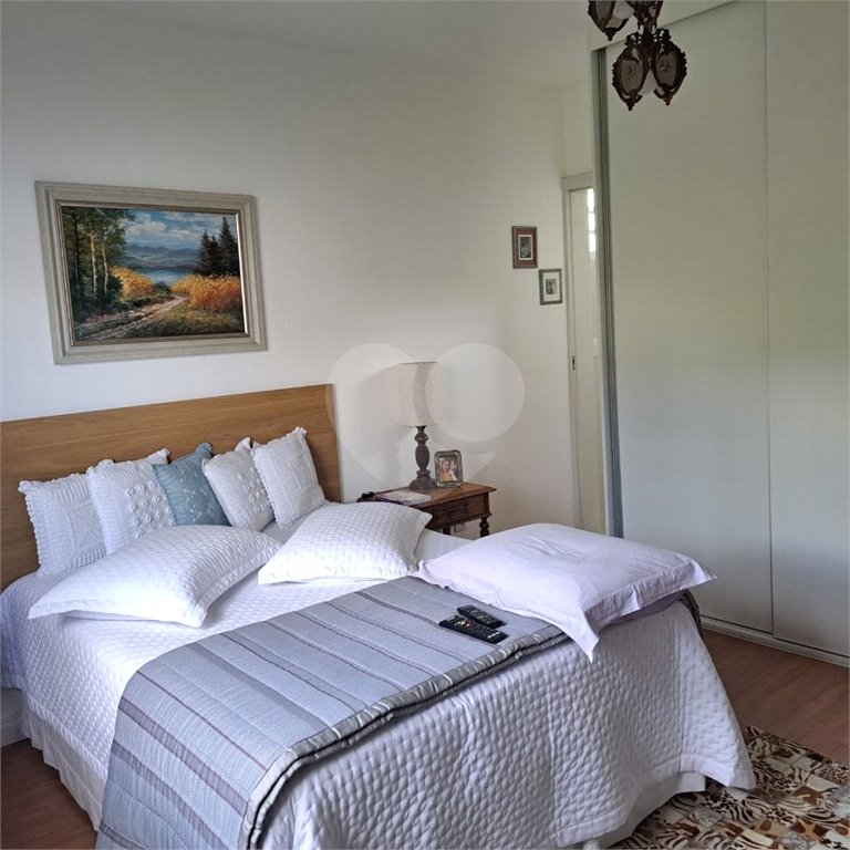 Casa Térrea à venda com 3 quartos, sendo 2 suítes,  em Vila Oliveira, Mogi das Cruzes, SP