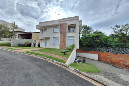 Casa para Locação no Condomínio Bosque dos Cambarás em Valinhos/SP