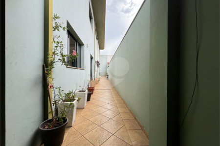 Casa a venda com 5 quartos em São Carlos
