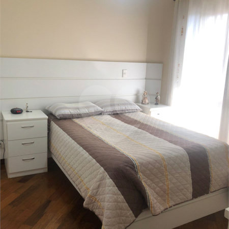 Apartamento na Região do Anália Franco Próximo ao Shopping com 3 Dormitórios sendo 1 Suíte e 2 Vagas de Garagem