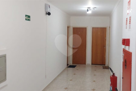 Apartamento à venda perto da USP com vaga coberta