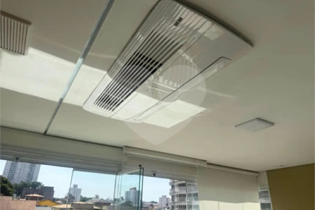 Condomínio com lazer completo e novo na Av. Vila Ema!