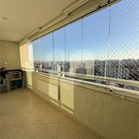 Apartamento à venda com 3 quartos, sendo 1 suíte,  em Vila Dom Pedro II, São Paulo, SP