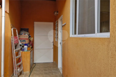 Casa para alugar com 3 quartos, sendo 1 suíte, no condomínio Santa Mônica, Atibaia - SP