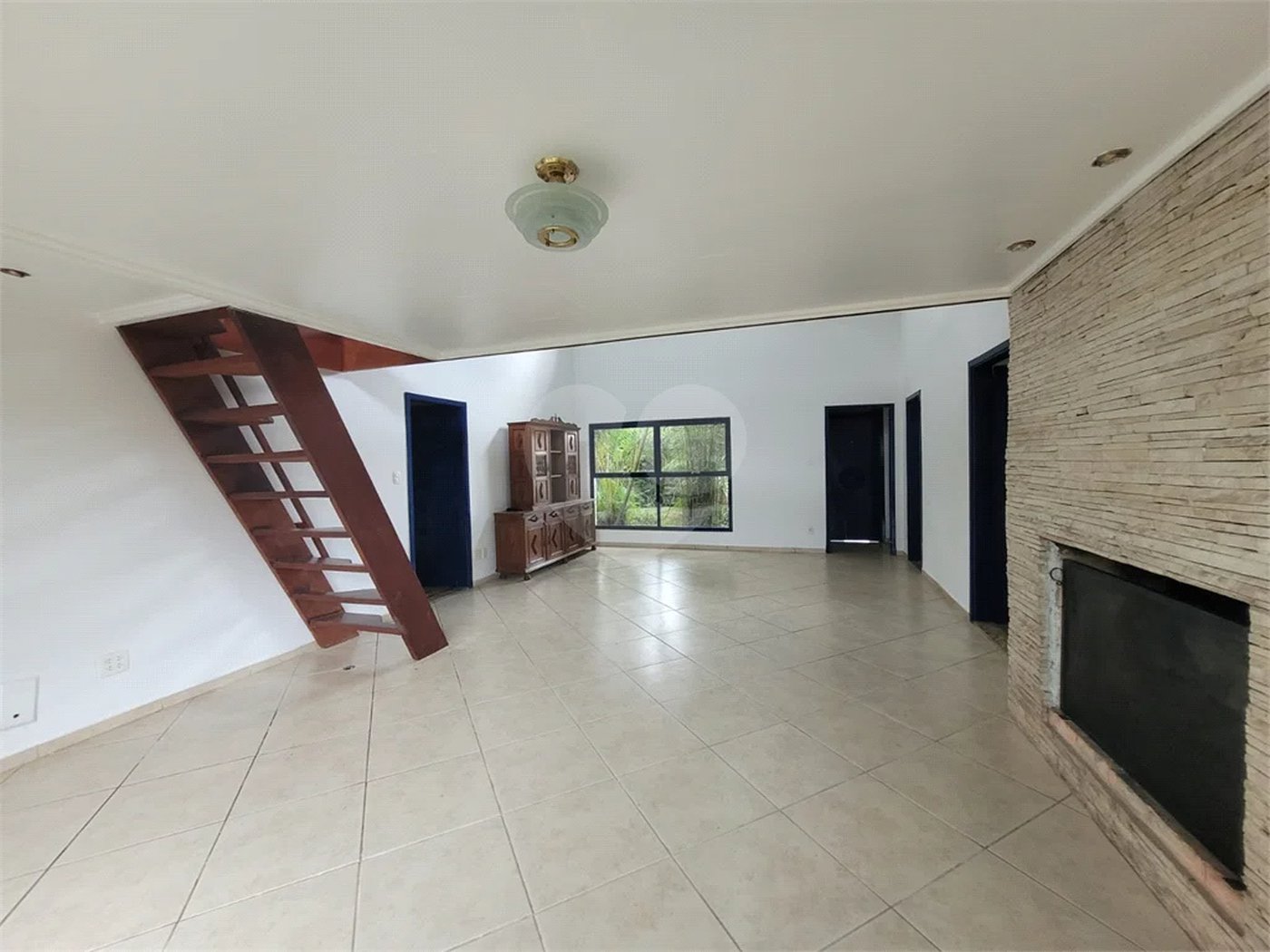 Casa para alugar com 3 quartos, sendo 1 suíte,  no condomínio Alpes da Cantareira, Mairiporã - SP