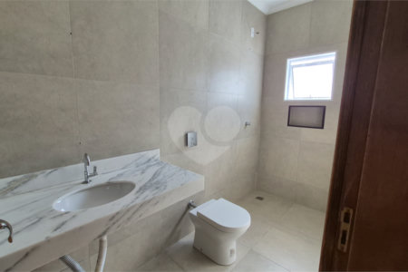 Casa à venda com 1 quarto, sendo 2 suítes, em Vila Nastri, Itapetininga, SP