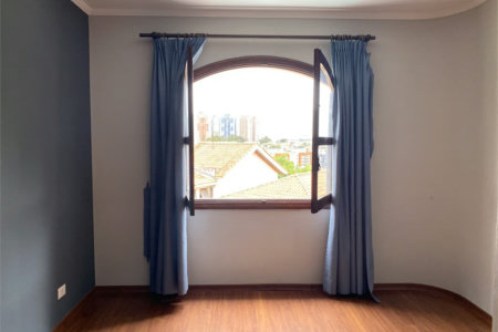 Casa à venda com 3 suítes em Jardim Leonor, São Paulo, SP